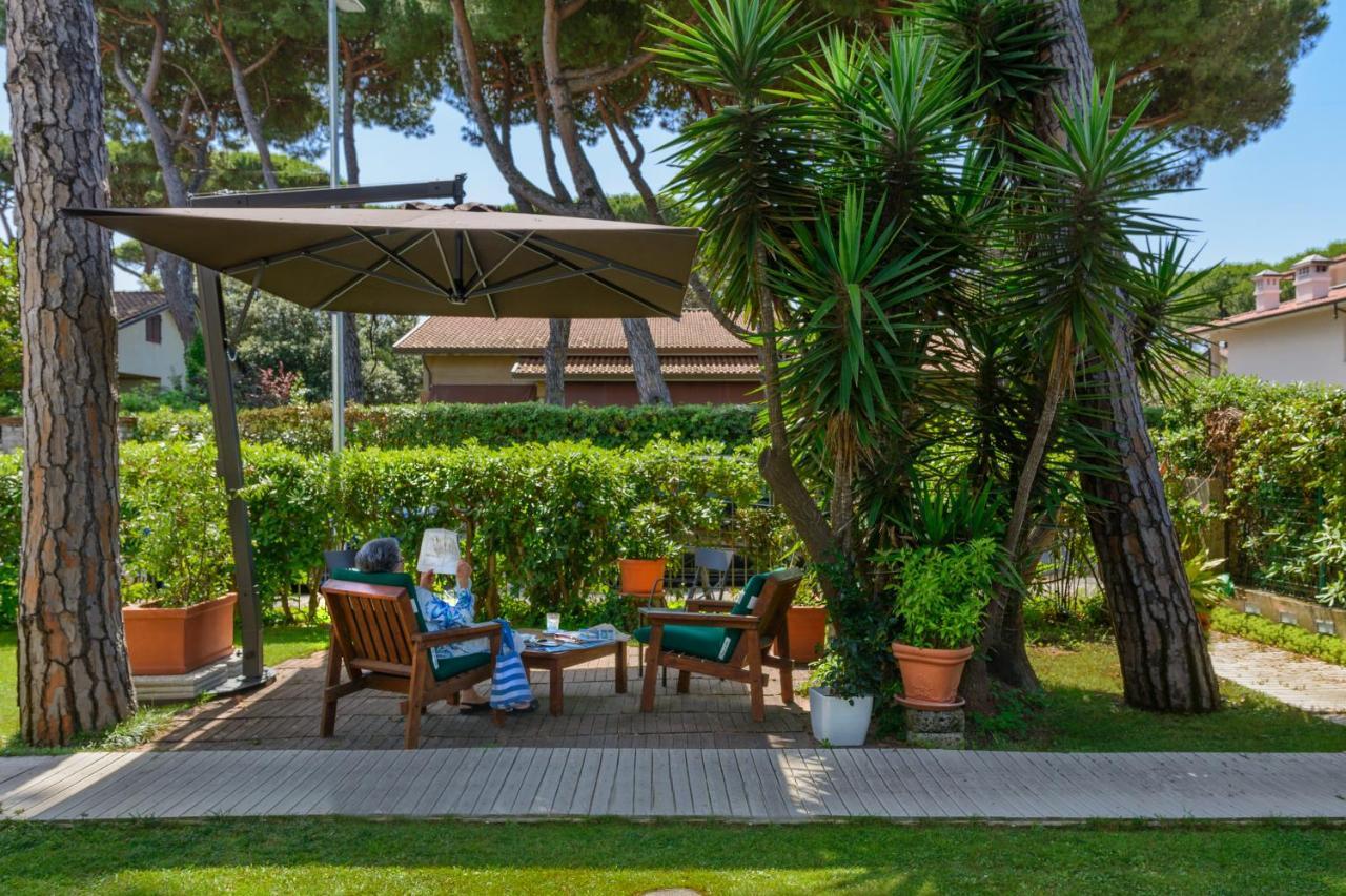 Hotel Etruria Forte dei Marmi Exterior photo
